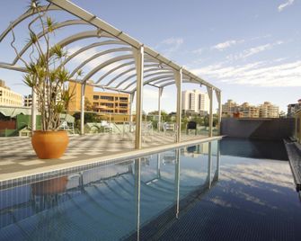 Citiline Astor Metropole Hotel - בריסביין - בריכה