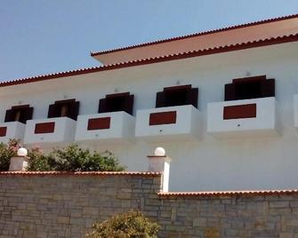 Hotel Bella Vista - Samos - Clădire