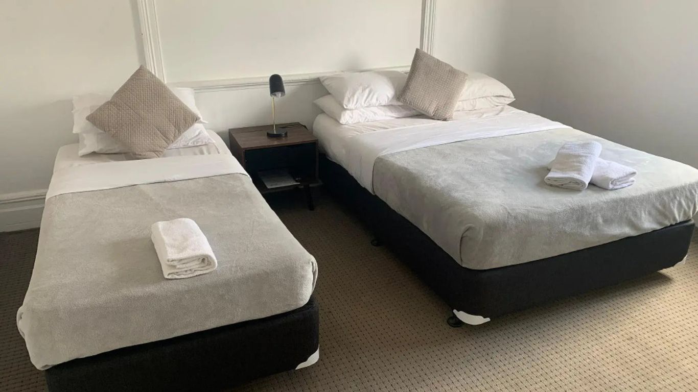 Manly Beach Guesthouse