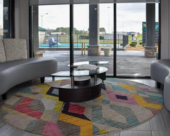 Quality Inn - Calhoun - Lobby