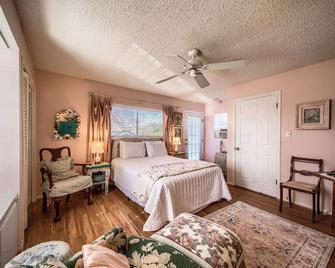 Binky's Nest - Fredericksburg - Habitación