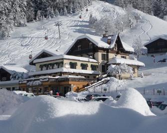 Hotel Les Glaieuls - Le Grand-Bornand