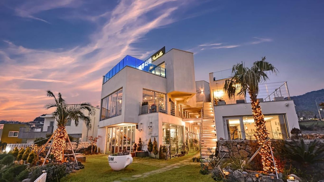 سيوجويبو داوا بوول فيلا بينشن