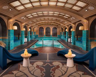 Virgin Hotels Las Vegas, Curio Collection by Hilton - לאס וגאס - חדר שינה