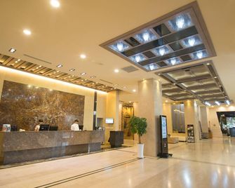 Hotel International Changwon - Changwon - Lobby