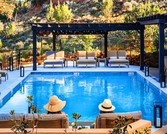 300 LaFave-Luxury Home at Zion: Bridge Mountain - 斯普林代爾 - 游泳池