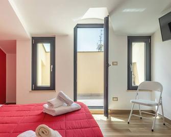 Rosso Rubino - Mansarda Vista Lago a Marta - Marta - Habitación