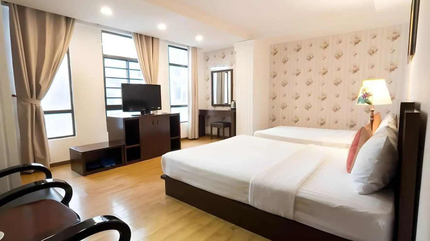 Little Brick Saigon Hotel