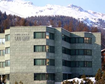 Sport & Wellness Hotel San Gian St Moritz - St. Moritz - Building