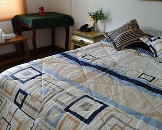 Hostal Del Río - Ibarra - Bedroom