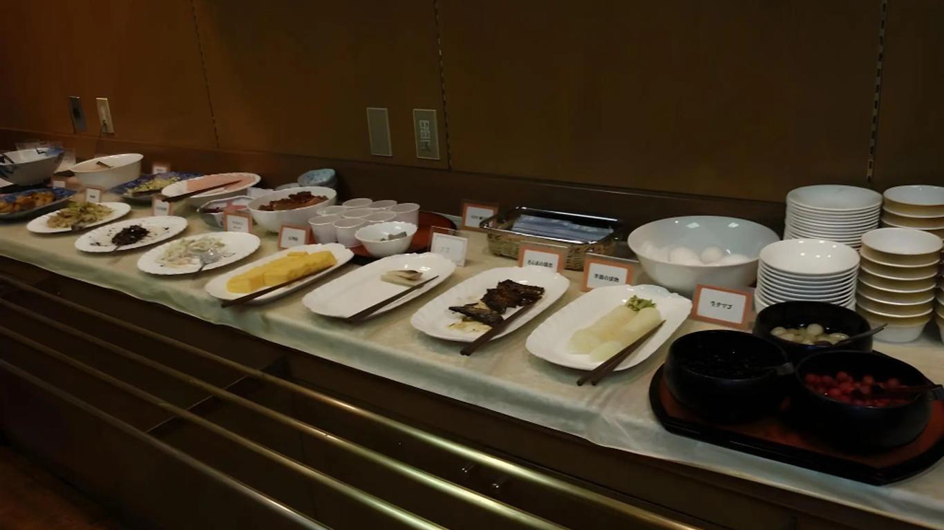 Hotel Crown Hills Okaya