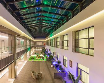 Heqi·Yard Hotel (Datong Yudong Government Branch) - Datong - Lobby