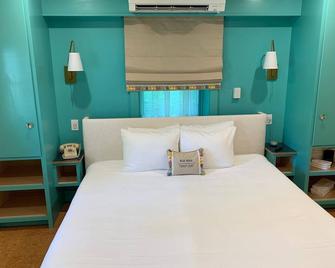Historic Blue Ridge Tourist Court - One Bathroom Suite - Boone