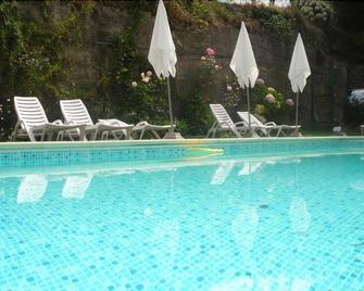 La Fragua del Canajal - Cudillero - Pool