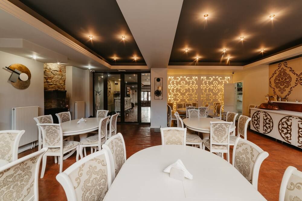 Fullton Central - קלוז'-נאפוקה - מסעדה