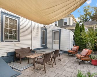 Downtown Bristol Studio Near Ferry & Waterfront - Bristol - Patio