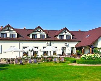 U Sarnowskich - Zaręby Kościelne - Building