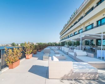 Hotel Martini Olbia - Olbia - Balcony