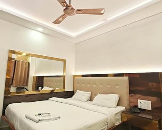 Hotel Apple Villa - New Delhi - New Delhi - Bedroom