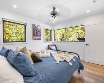 Spa And Sauna - Riverside - Brand New- Skov Chalets - Saint-Côme - Bedroom