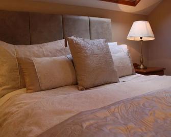 Carnalbanagh House - Portstewart - Bedroom