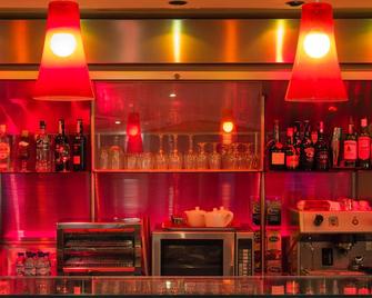 ibis Porto Centro São Bento - Porto - Bar
