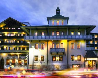 Hotel Vier Jahreszeiten - Berchtesgaden - Gebouw