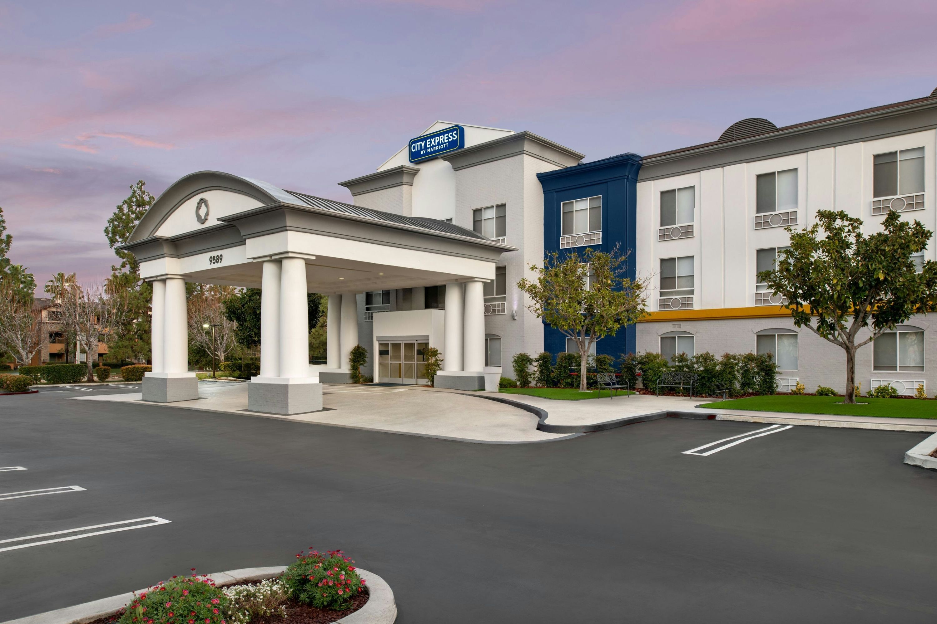 City Express By Marriott Rancho Cucamonga thumbnail 2