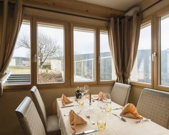 La Couronne - Métabief - Dining room