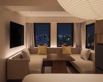 the b osaka-shinsekai - Osaka - Living room