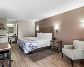 Red Roof Inn Ann Arbor - U of Michigan South - אן ארבור - חדר שינה