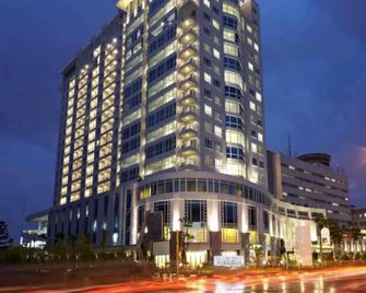 él Royale Hotel Bandung - Bandung - Bygning