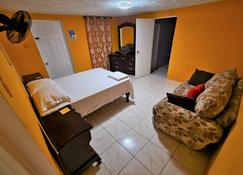 Xpress Vacations Lifestyle - Ocho Rios - Bedroom