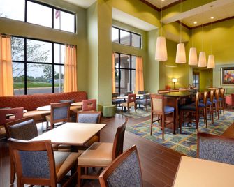 Hampton Inn and Suites Lynchburg - Lynchburg - Restaurante