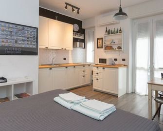 Lust Studio Naviglio - 밀라노 - 침실