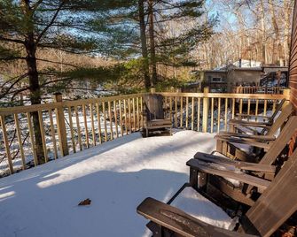 3Q/1T, High Speed Internet, 1800's renovated Barn - Carrollton - Balcón