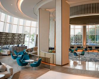 Jumeirah Beach Hotel - Dubai - Lobby