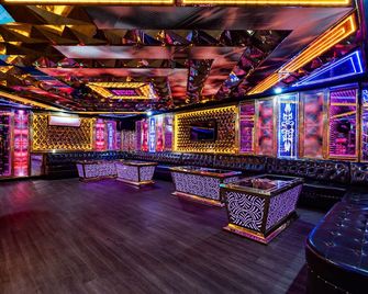 Rita Cruise - Ha Long - Lounge