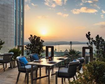 Sofitel Abu Dhabi Corniche - Abu Dabi - Patio