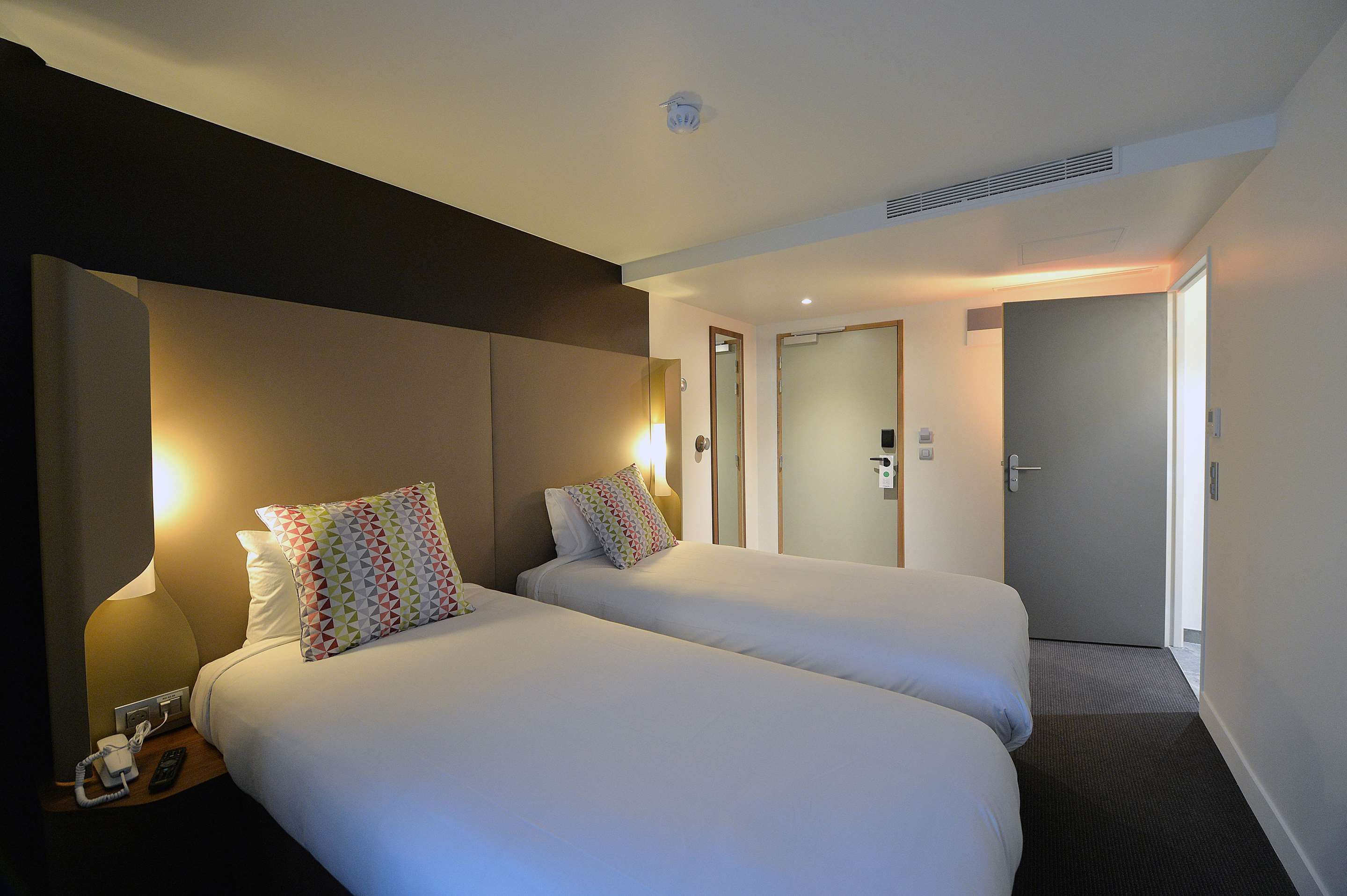 Campanile Paris - Clichy Centre - Clichy - Chambre