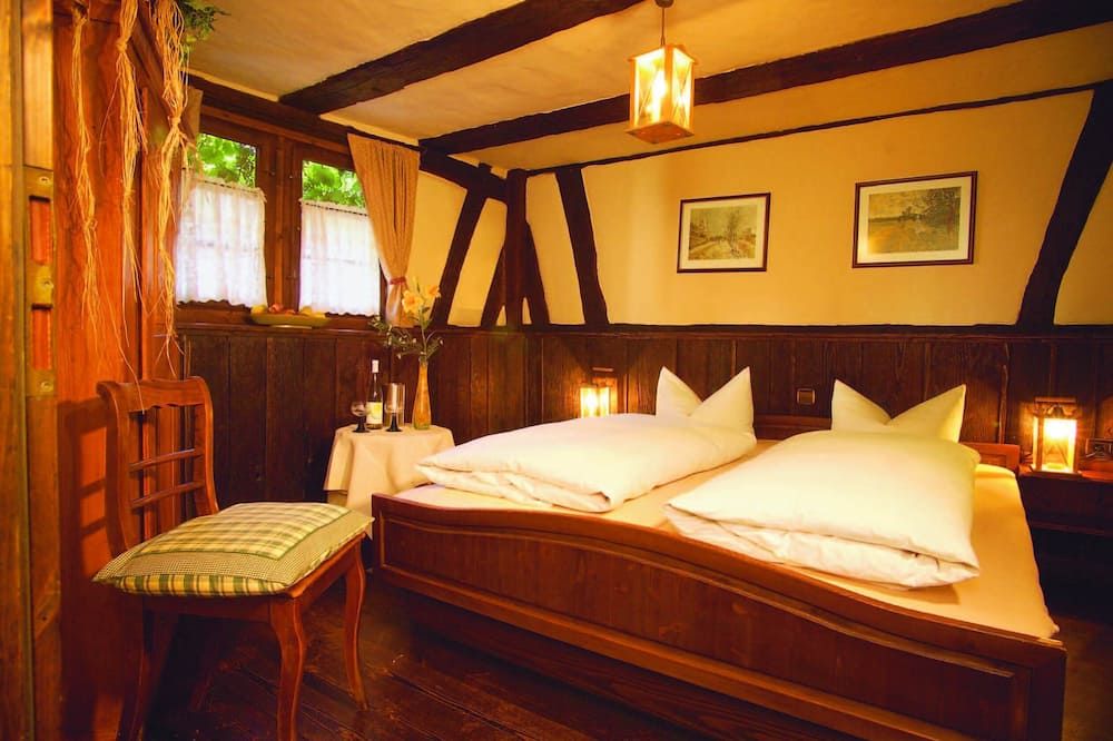 Hotel Restaurant Zum Nachtwächter - Mühlacker - Schlafzimmer