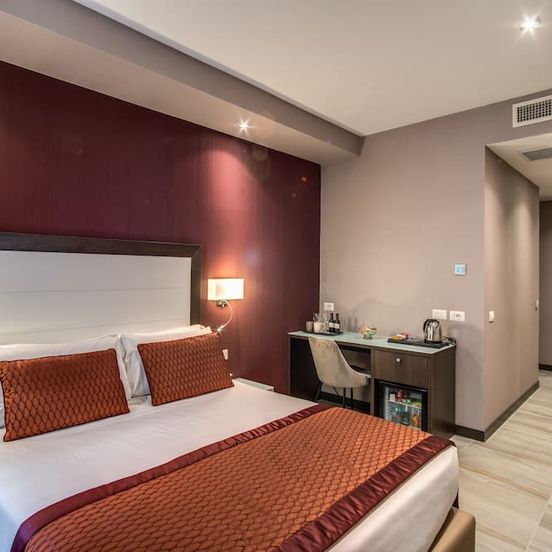 Bedroom view of Mz Hotel