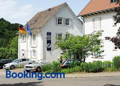 Hotel Restaurant Sengscheider Hof - Saint Ingbert - Building