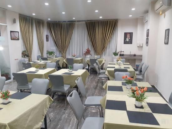 Lerina Hotel & Conference Syariah Banjarbaru - Banjarbaru - Restaurant