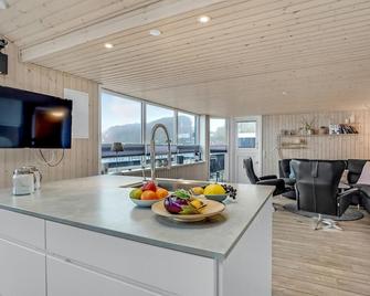 Lovely Home In Haderslev With Wifi - Rodekro - Cocina