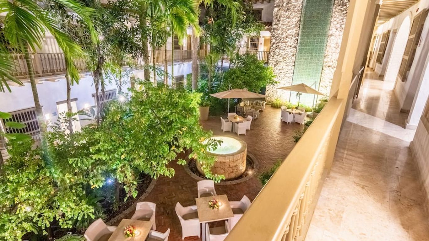 Ghl Collection Armería Real Hotel