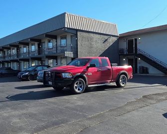 Inn of Lenoir Motor Lodge - Lenoir City - Gebäude