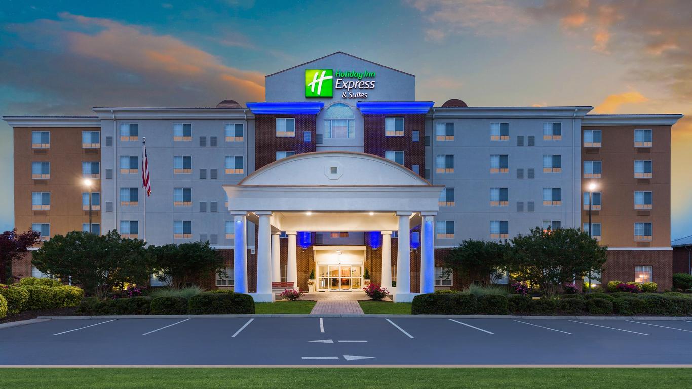 Holiday Inn Express Petersburg, An IHG Hotel