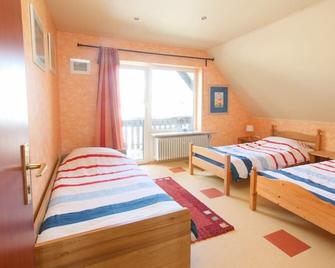 Haus Buchholz apartment 4 for families and groups of multiple apartments. - Beilstein - Schlafzimmer