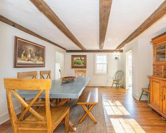 Historic Cottage with Private Pond & Pool on 5 Acres - Mendham - Dining room